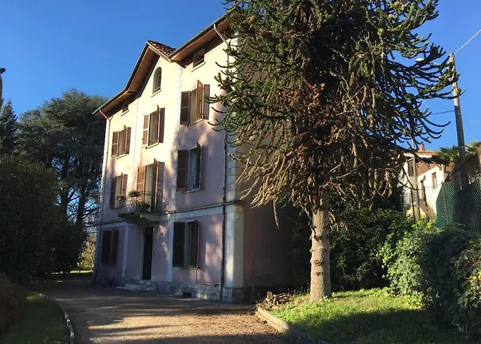 Konukevi Monica Luino